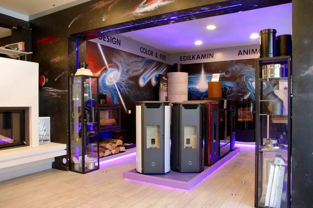 Showroom saint-brevin-les-pins Flammes de Jade insert cheminee poele